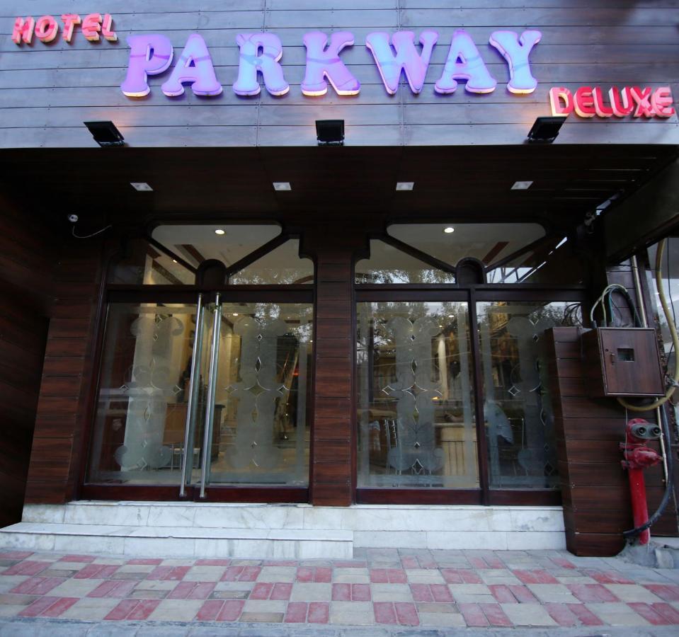 Hotel Parkway Deluxe New Delhi Eksteriør bilde