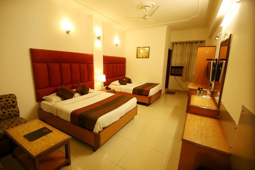 Hotel Parkway Deluxe New Delhi Eksteriør bilde