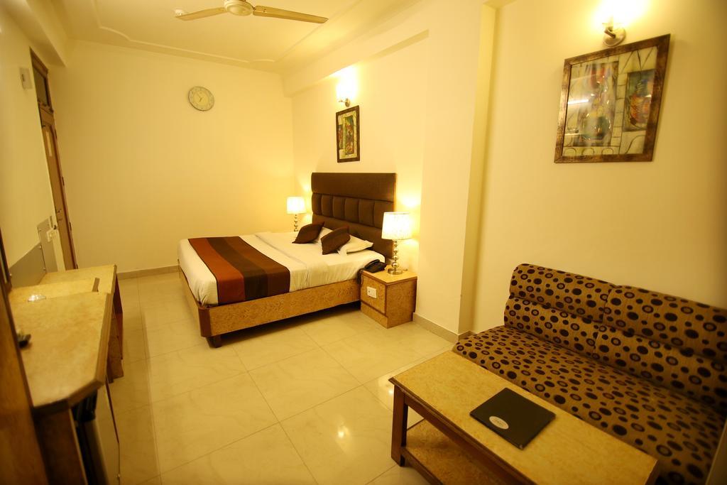 Hotel Parkway Deluxe New Delhi Eksteriør bilde