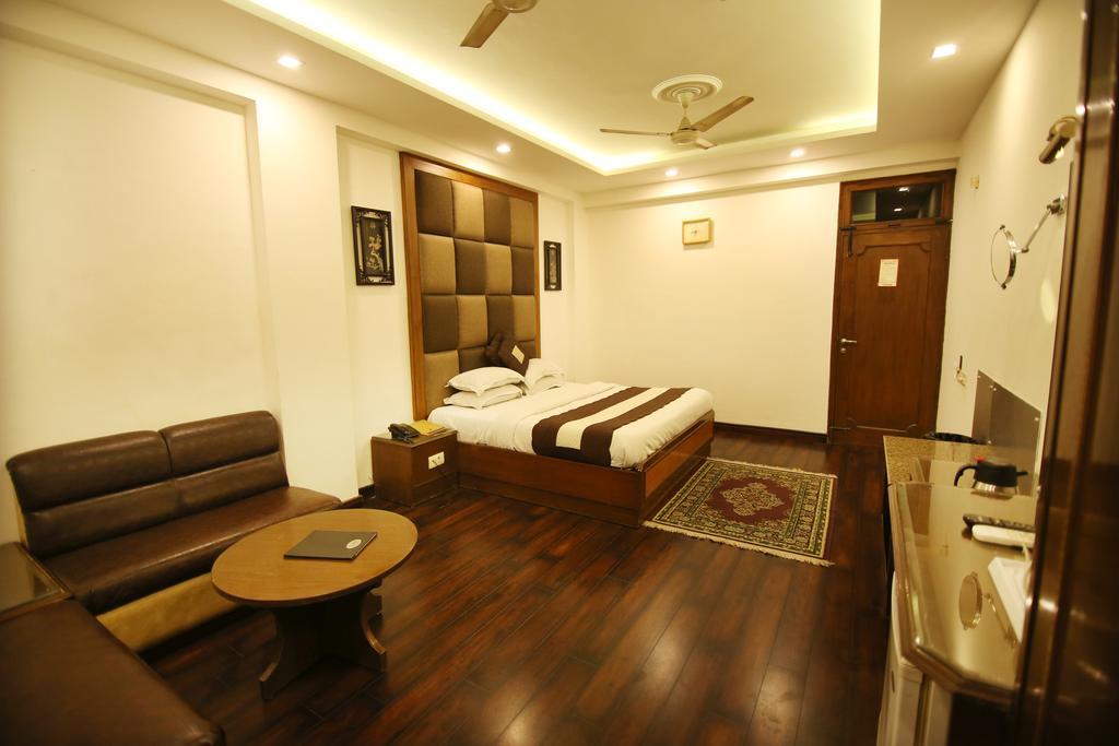Hotel Parkway Deluxe New Delhi Eksteriør bilde