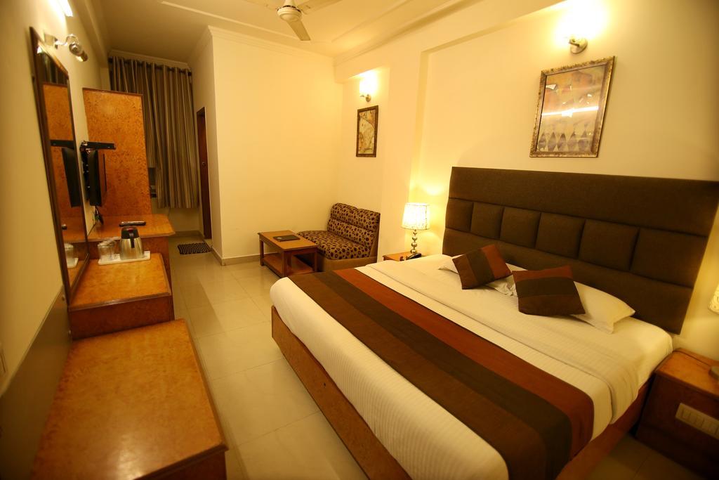 Hotel Parkway Deluxe New Delhi Eksteriør bilde