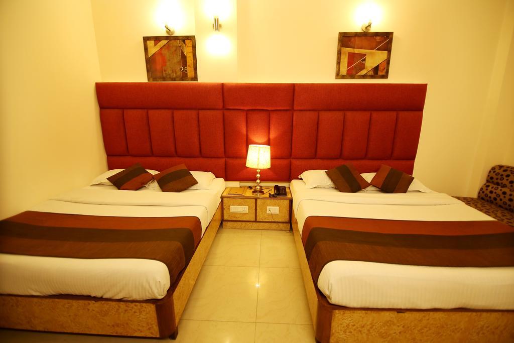 Hotel Parkway Deluxe New Delhi Eksteriør bilde