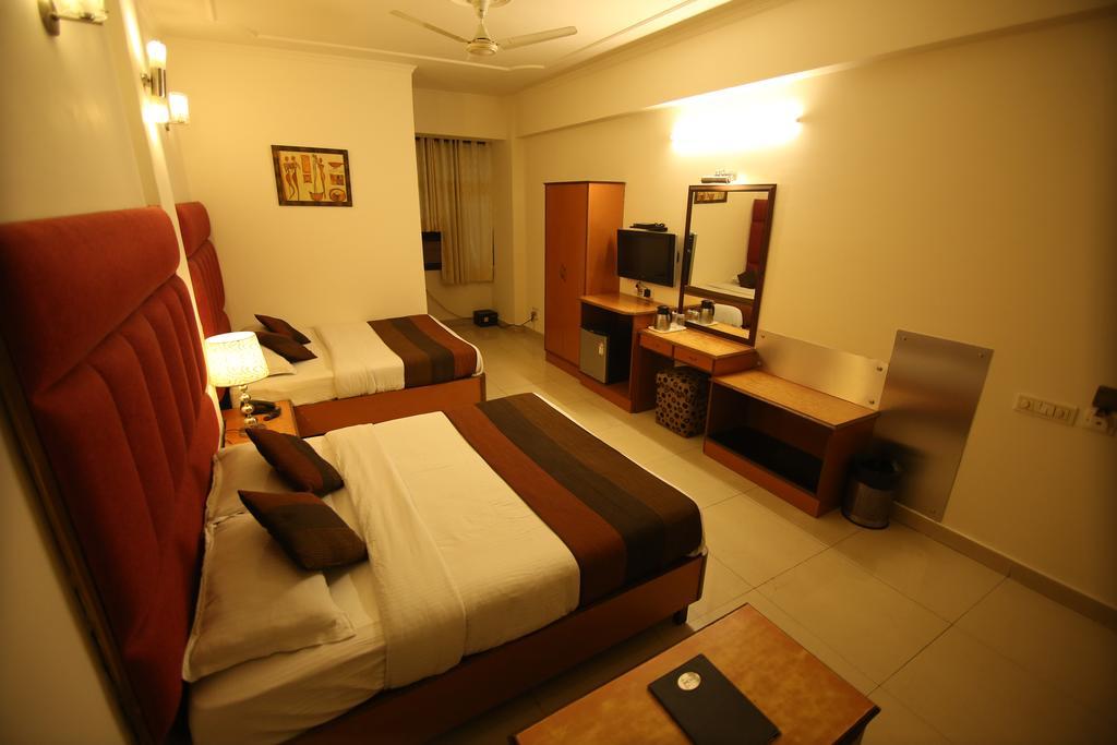 Hotel Parkway Deluxe New Delhi Eksteriør bilde