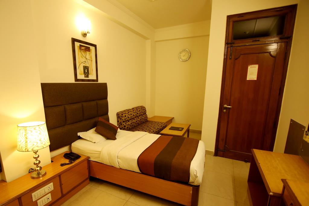 Hotel Parkway Deluxe New Delhi Eksteriør bilde