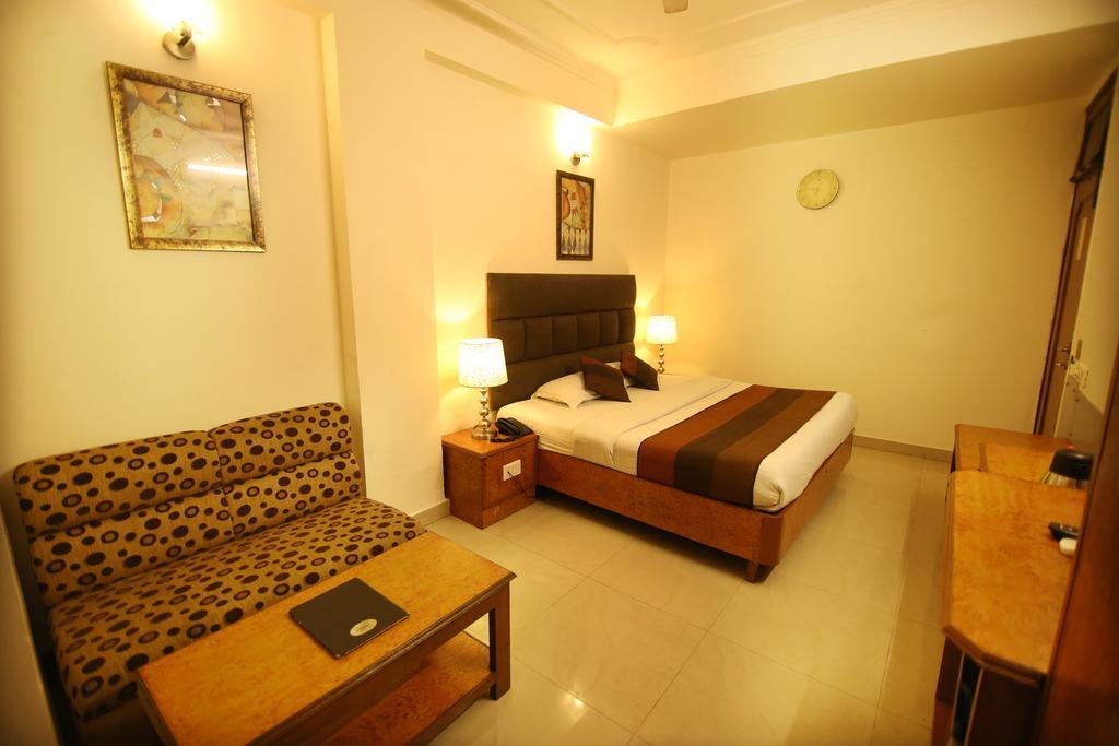 Hotel Parkway Deluxe New Delhi Eksteriør bilde